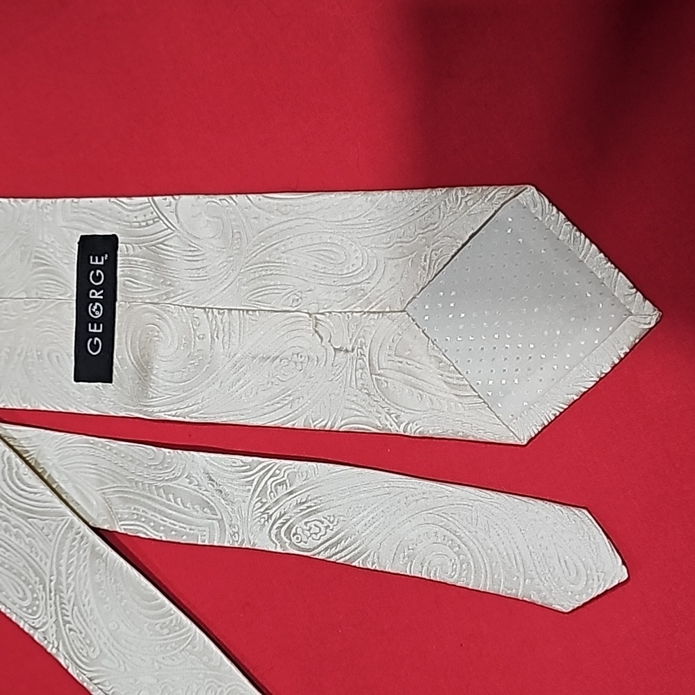 Mens Tie - Picture 3 of 4